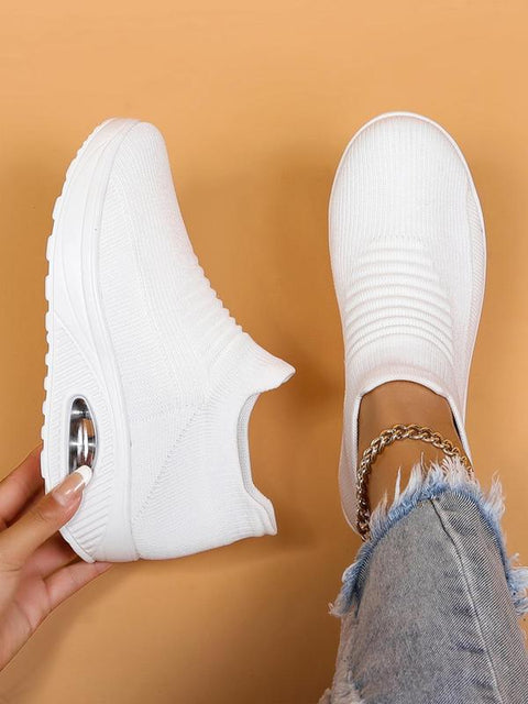 Women's Solid Color Slip-On Walking Sneakers