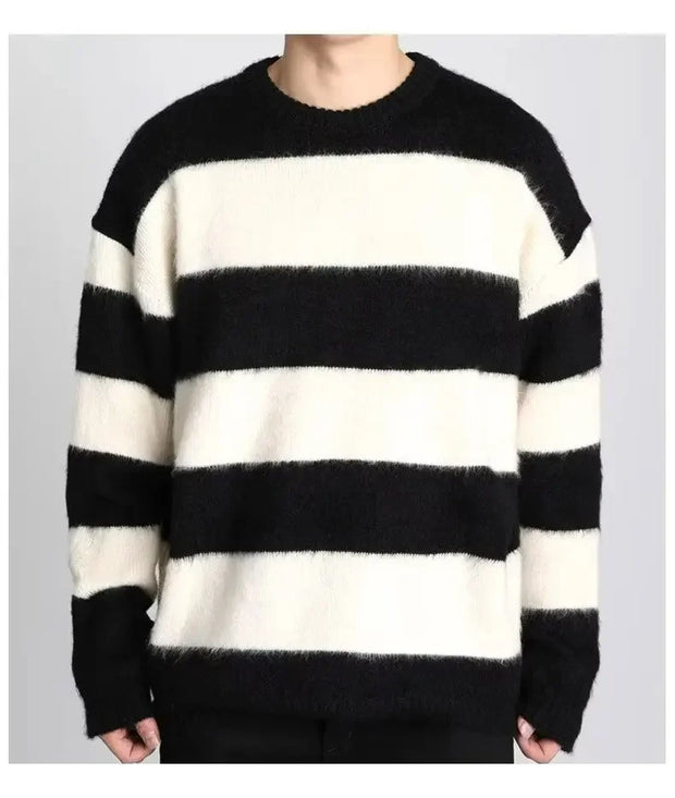 Casual Round Neck Striped Knitted Sweater New Style Loose Fit American Style Top Trendy Men's Trendy Sweater Winter