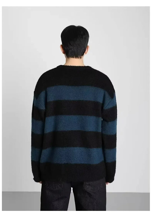 Casual Round Neck Striped Knitted Sweater New Style Loose Fit American Style Top Trendy Men's Trendy Sweater Winter