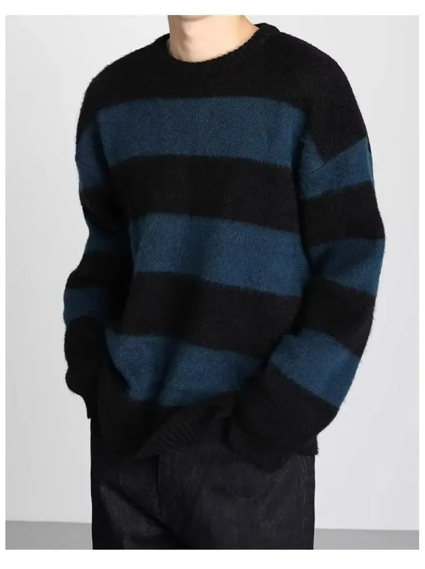 Casual Round Neck Striped Knitted Sweater New Style Loose Fit American Style Top Trendy Men's Trendy Sweater Winter