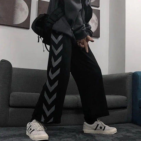 Japanese Y2k Oversize Graphic Wide Sweatpants Men Streetwear Print Casual Track Pants Male Sport Straight Trousers