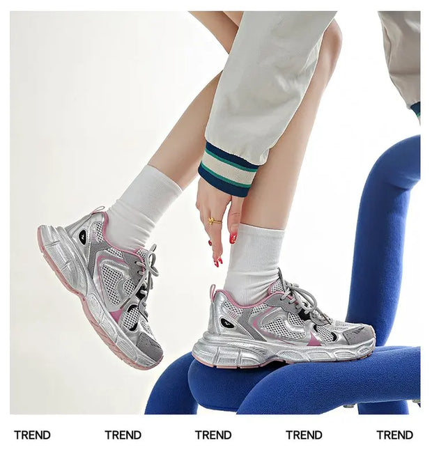 2024 New Breathable Vulcanized Shoes Women Casual Platform Sneakers Summer Thick Bottom Low Top Large jogging shoes