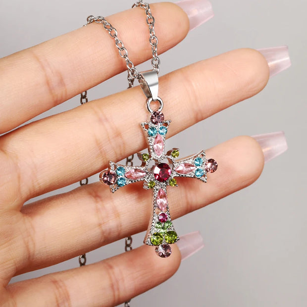 New Y2K Zircon Cross Necklace Colorful Love Heart Cross Pendant Necklaces for Women Gothic Jewelry Party Girls Accessories 2023