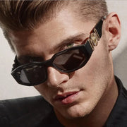 A Pair of PC Men and Women with the New High-value Retro Sunglasses Fashion Sunglasses Online Celebrity with CAT'S Eye