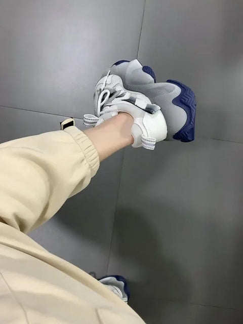 New Luxury Women's Sneakers Thick soled Tall Fashion Casual Shoes Anti slip and Durable Running Shoes Zapatos Para Hombres